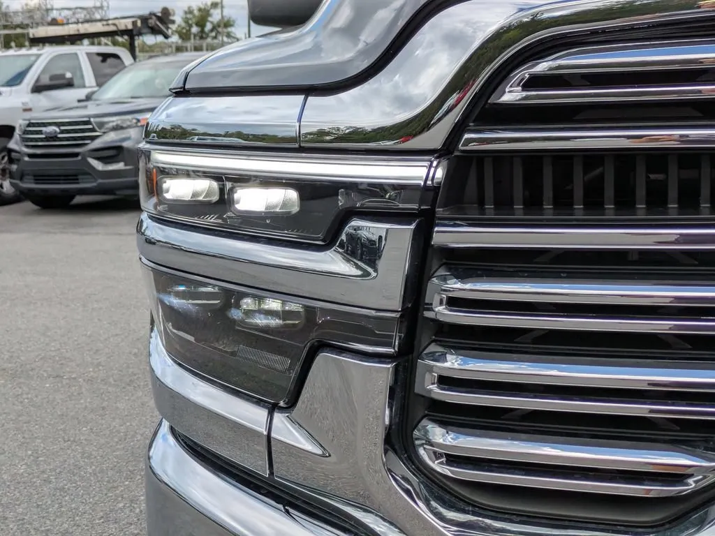 2026 RAM 2500 Laramie - Photo 12