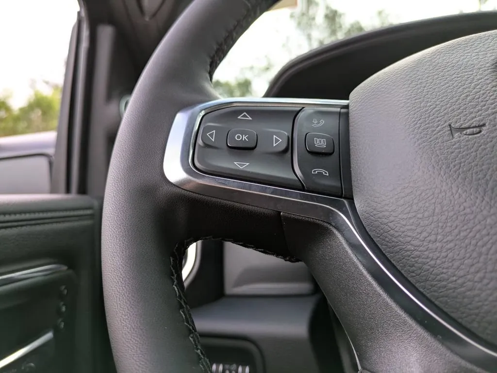 2026 RAM 2500 Laramie - Photo 24