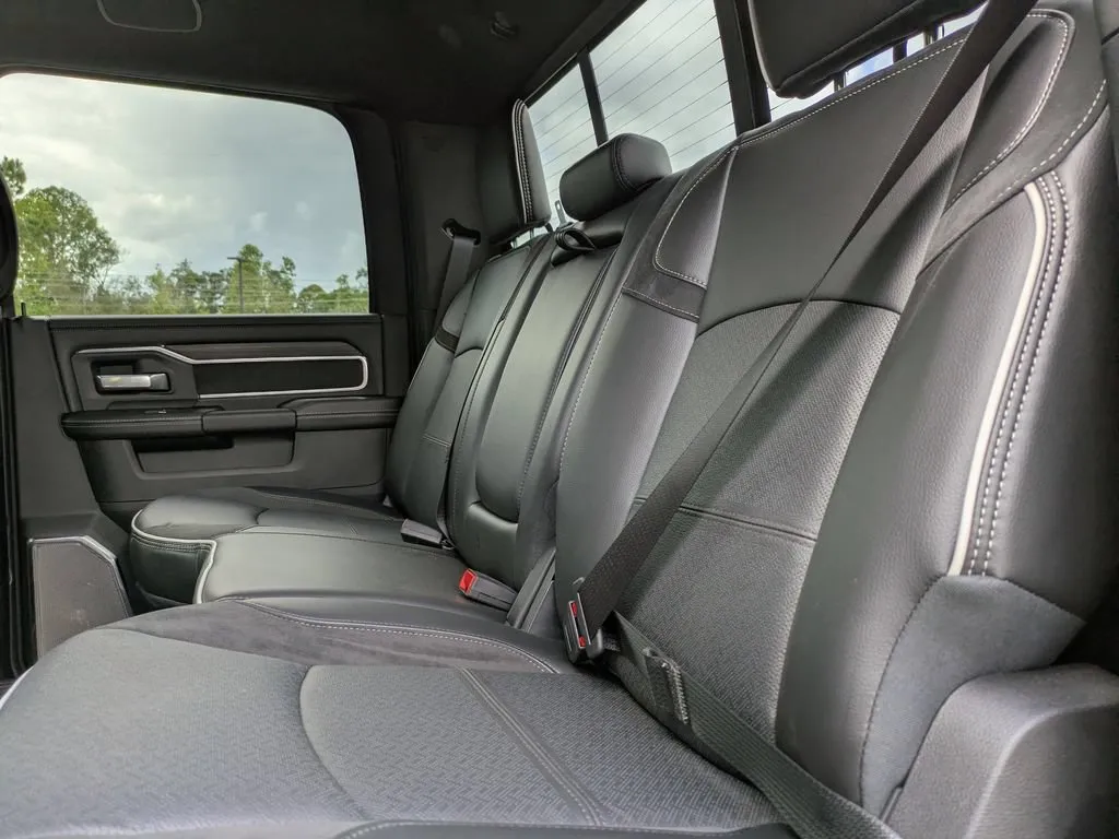 2026 RAM 2500 Laramie - Photo 10