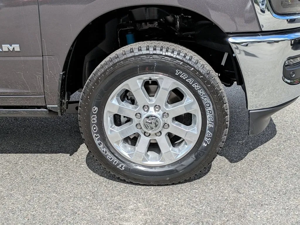 2026 RAM 2500 Laramie - Photo 13
