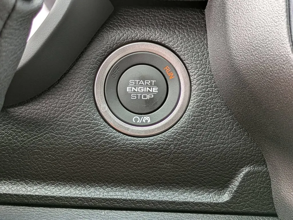 2026 RAM 2500 Laramie - Photo 33