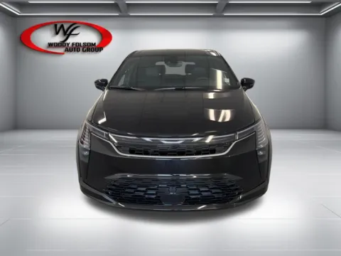 Photos of 2027 Chrysler Pacifica Select for sale in Baxley, GA at Woody Folsom Chrysler Dodge Jeep Ram of Baxley