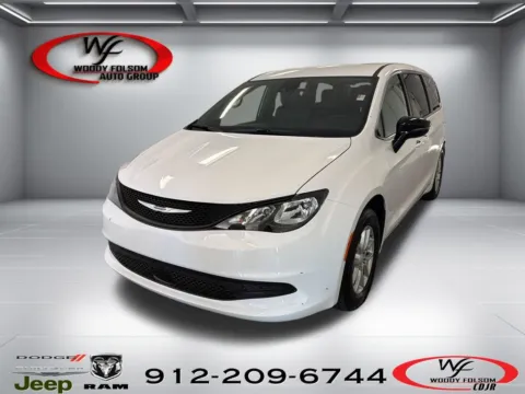 White 2027 Chrysler Pacifica LX for sale in Baxley, GA