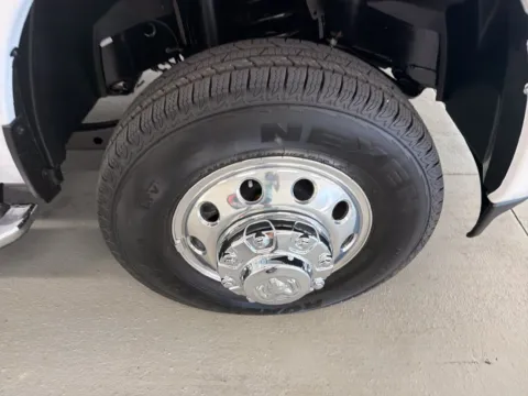 More photos of 2027 Ram 3500 Big Horn at Woody Folsom Chrysler Dodge Jeep Ram of Baxley, GA
