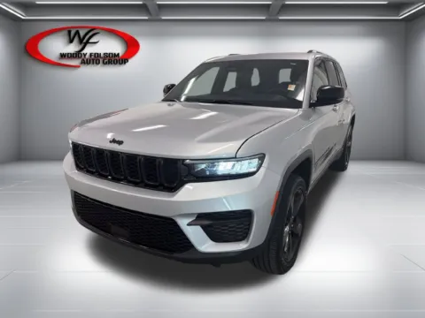 Another view of 2025 Jeep Grand Cherokee Altitude for sale in Baxley, GA at Woody Folsom Chrysler Dodge Jeep Ram of Baxley