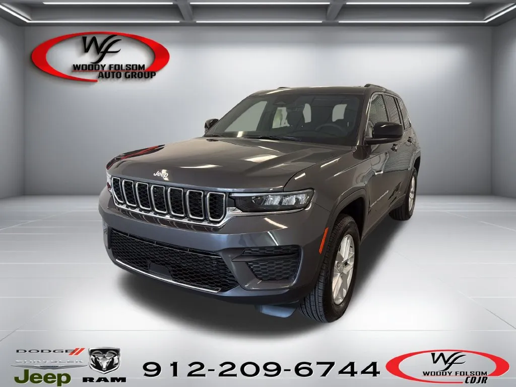 Gray 2026 Jeep Grand Cherokee Laredo for sale in Baxley, GA
