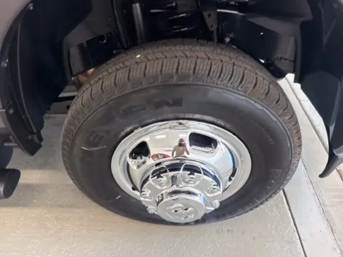 More photos of 2027 Ram 3500 Chassis Cab Tradesman at Woody Folsom Chrysler Dodge Jeep Ram of Baxley, GA