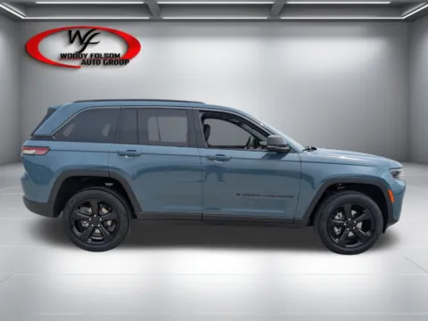 Photos of 2026 Jeep Grand Cherokee Limited for sale in Baxley, GA at Woody Folsom Chrysler Dodge Jeep Ram of Baxley