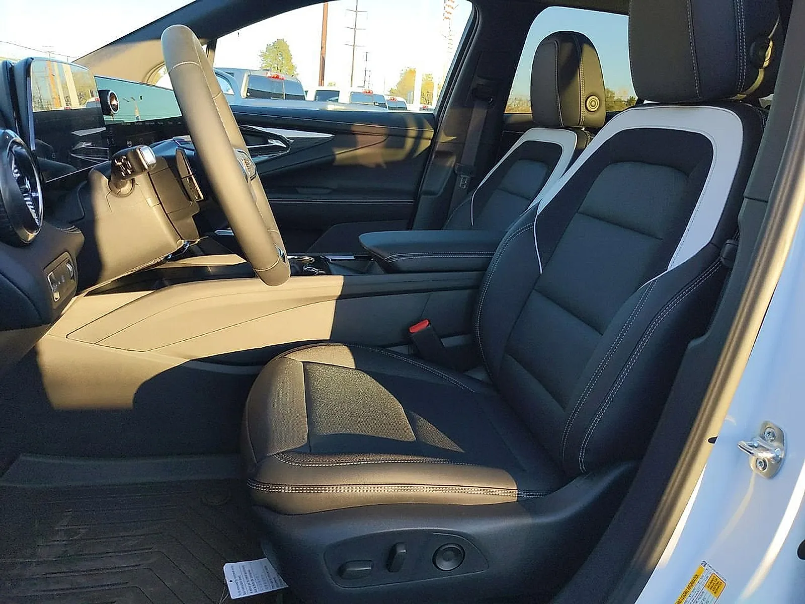 2025 Chevrolet Blazer EV LT - Photo 20