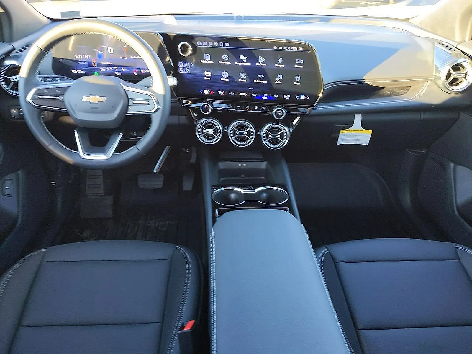2025 Chevrolet Blazer EV LT - Photo 21