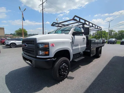 More photos of 2024 Chevrolet Silverado 4500HD Work Truck at Brown Daub Chevrolet of Nazareth, PA
