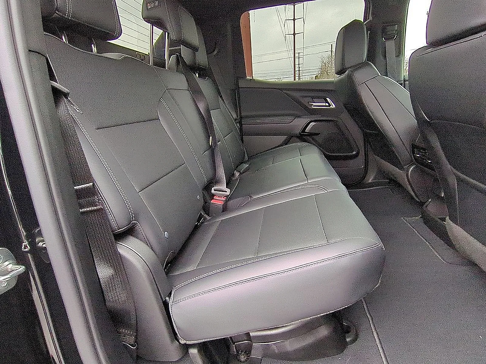 2025 Chevrolet Silverado EV LT - Photo 27