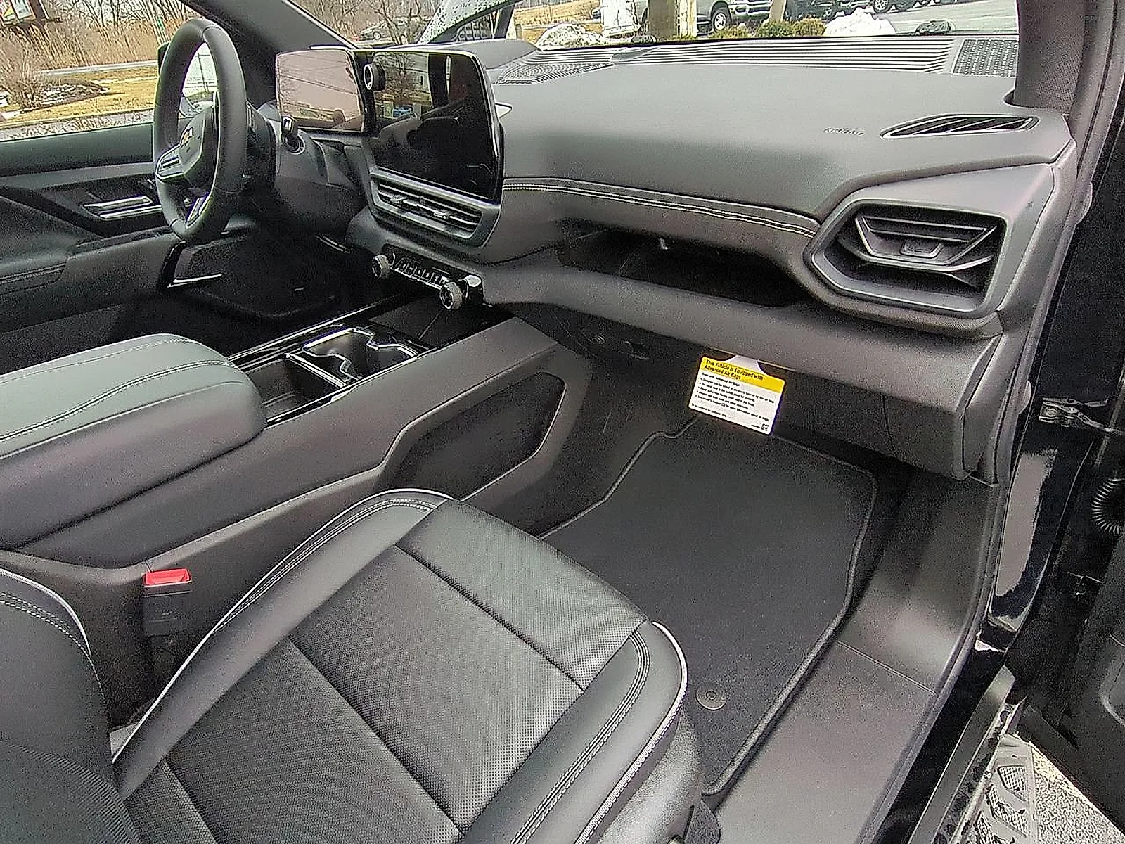 2025 Chevrolet Silverado EV LT - Photo 29