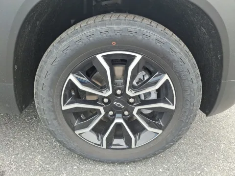More photos of 2025 Chevrolet TrailBlazer AWD ACTIV at Brown Daub Chevrolet of Nazareth, PA