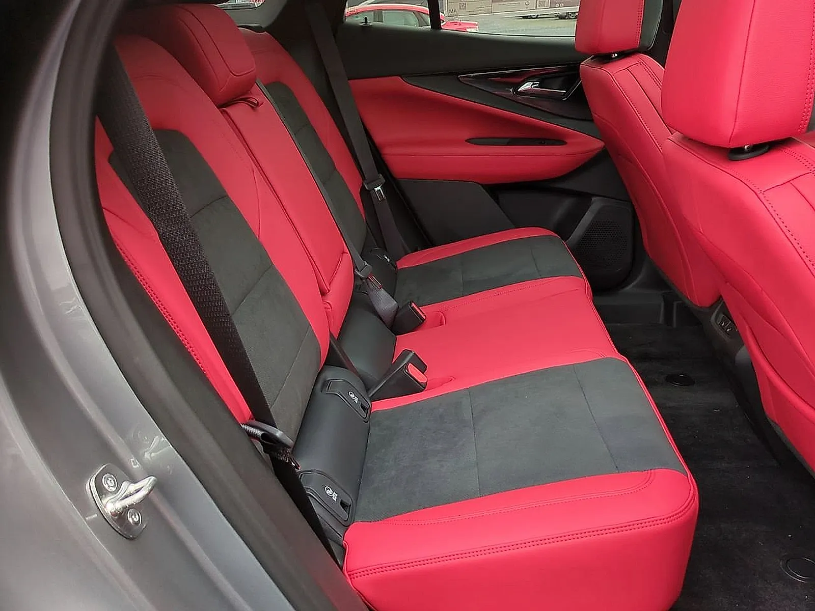 2025 Chevrolet Blazer EV RS - Photo 28