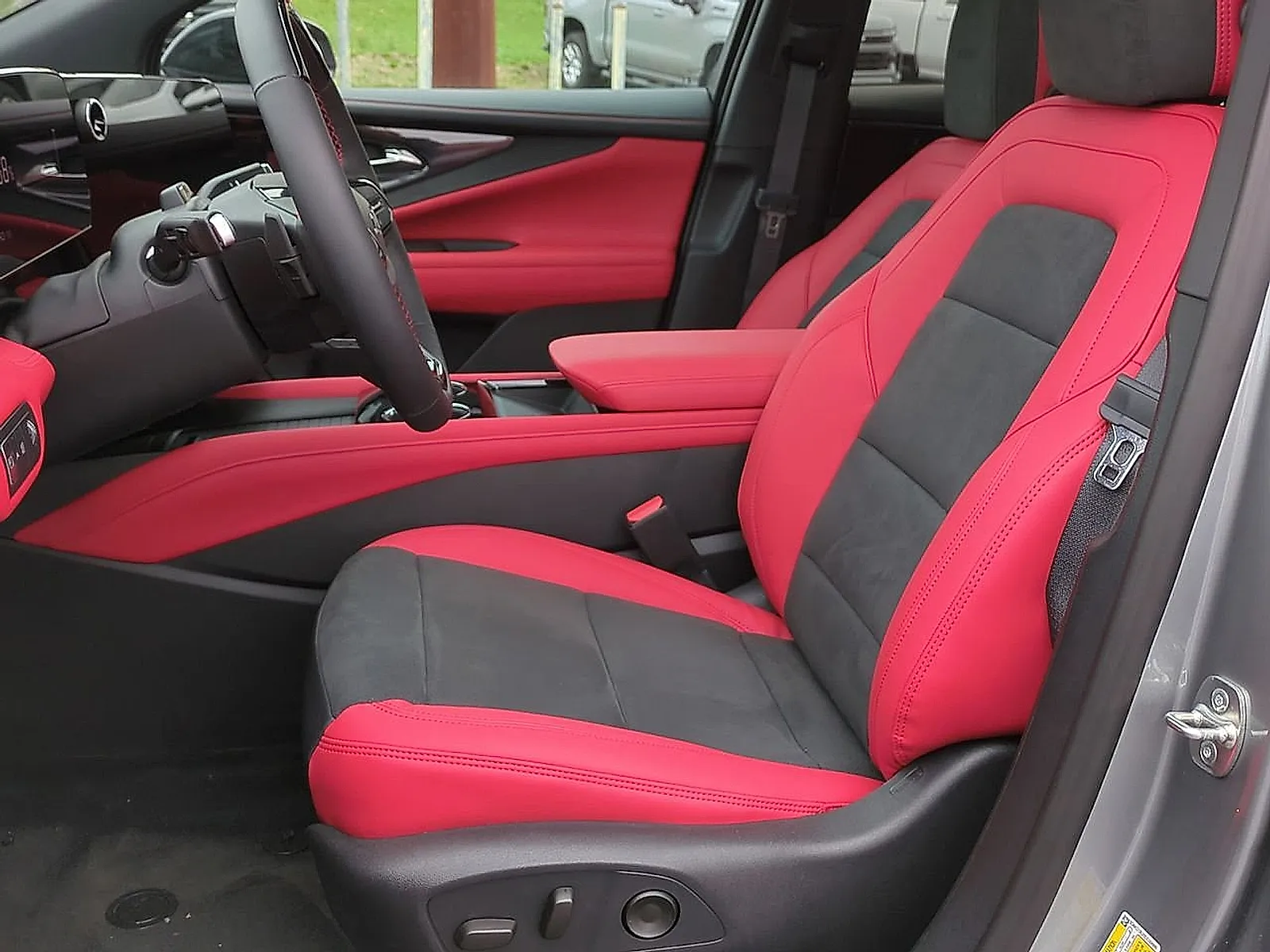 2025 Chevrolet Blazer EV RS - Photo 20
