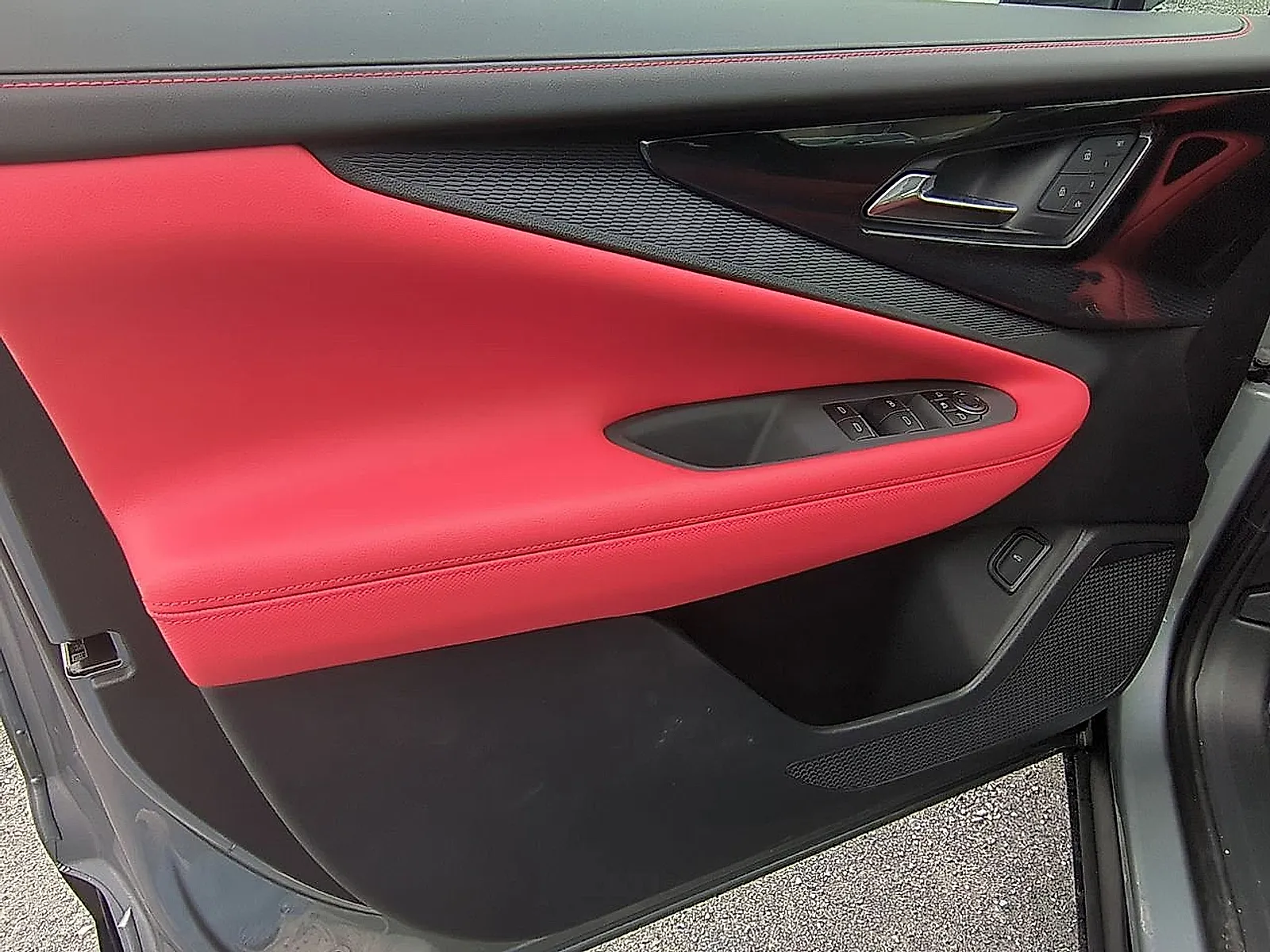 2025 Chevrolet Blazer EV RS - Photo 23