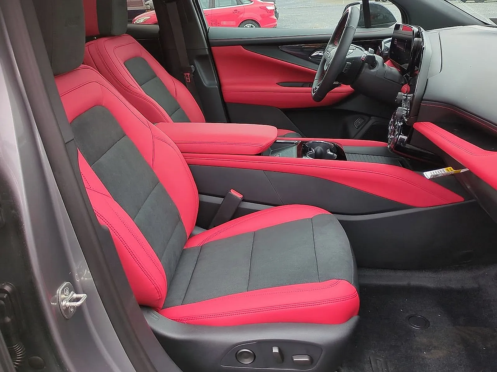 2025 Chevrolet Blazer EV RS - Photo 29