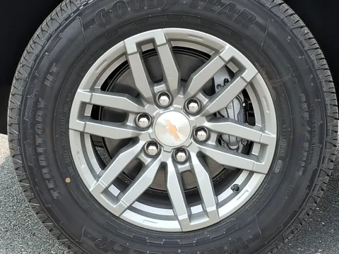 More photos of 2025 Chevrolet Colorado LT at Brown Daub Chevrolet of Nazareth, PA