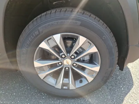 More photos of 2026 Chevrolet Equinox LT at Brown Daub Chevrolet of Nazareth, PA