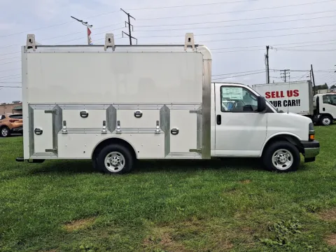 More photos of 2025 Chevrolet Express Cutaway Work Van at Brown Daub Chevrolet of Nazareth, PA