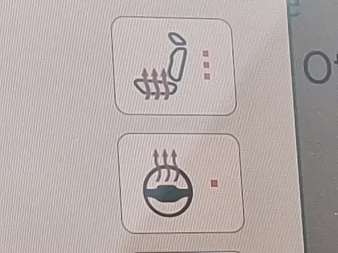 More photos of 2022 Jeep Compass High Altitude 4x4 at Brown Daub Chevrolet of Nazareth, PA