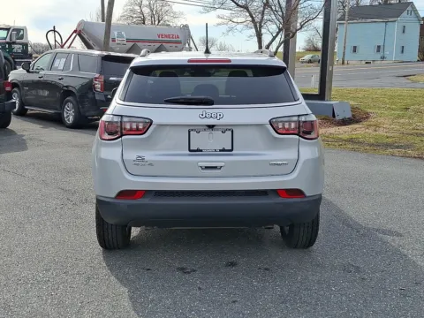 More photos of 2024 Jeep Compass Latitude 4x4 at Brown Daub Chevrolet of Nazareth, PA