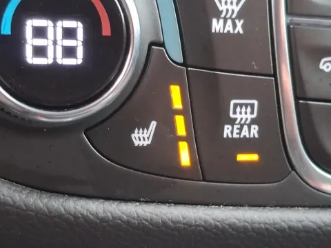 More photos of 2023 Chevrolet Equinox AWD LT at Brown Daub Chevrolet of Nazareth, PA