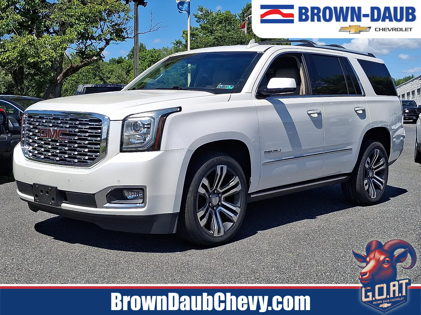 2018 GMC Yukon 4WD Denali's photo