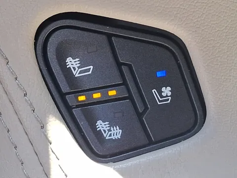 More photos of 2018 GMC Yukon Denali at Brown Daub Chevrolet of Nazareth, PA