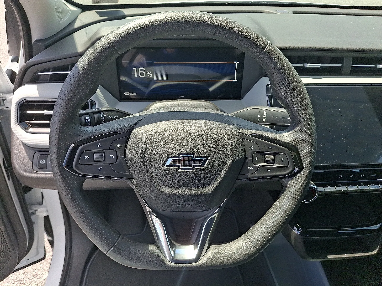 2027 Chevrolet Bolt LT - Photo 10