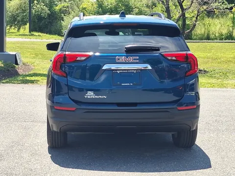 More photos of 2020 GMC Terrain FWD SLE at Brown Daub Chevrolet of Nazareth, PA