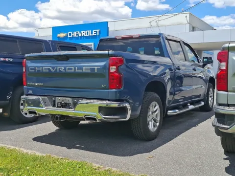 More photos of 2024 Chevrolet Silverado 1500 4WD Crew Cab Short Bed LT at Brown Daub Chevrolet of Nazareth, PA