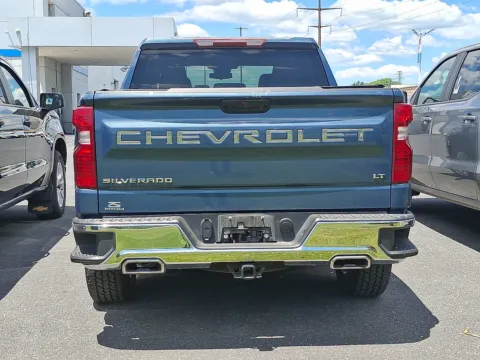 More photos of 2024 Chevrolet Silverado 1500 4WD Crew Cab Short Bed LT at Brown Daub Chevrolet of Nazareth, PA