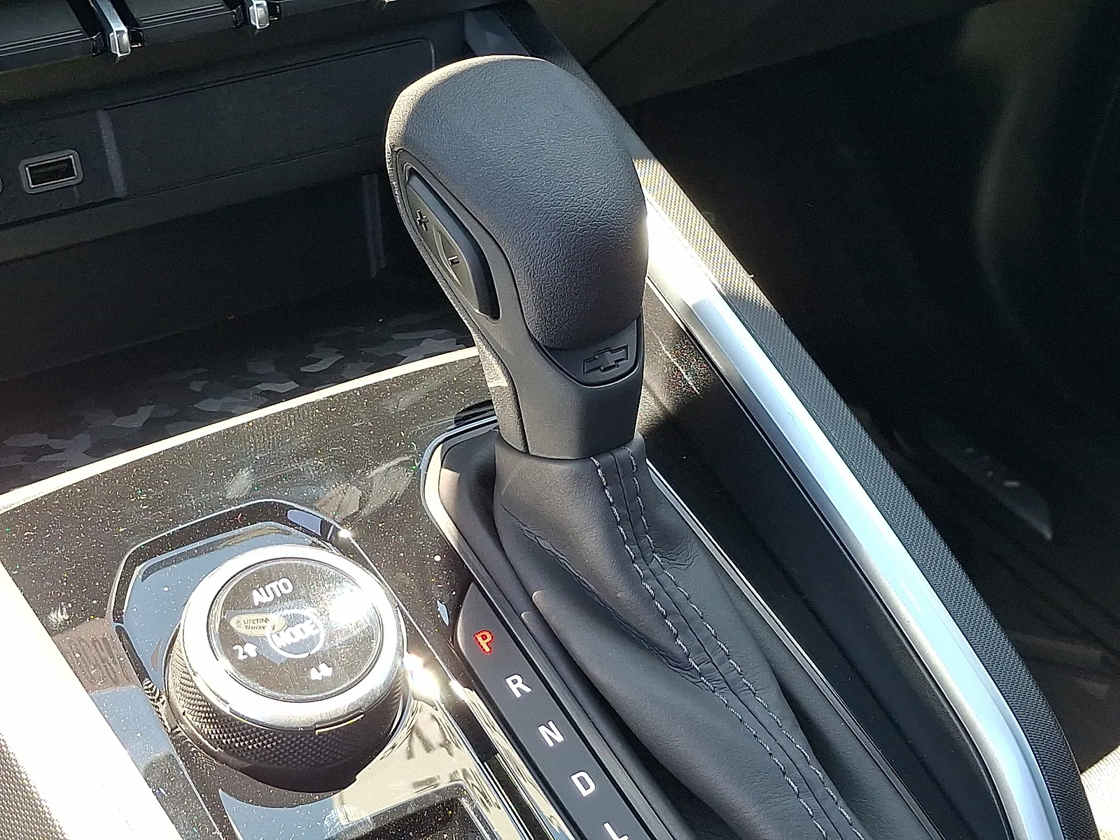 2026 Chevrolet Colorado Trail Boss - Photo 12