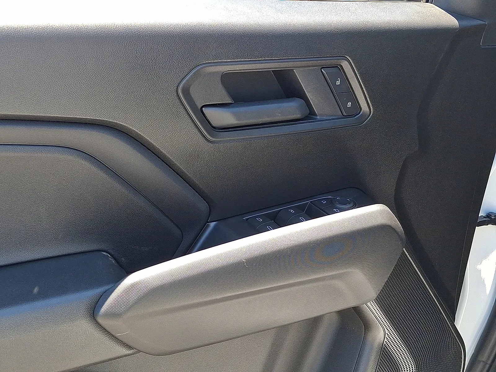 2026 Chevrolet Colorado Trail Boss - Photo 8