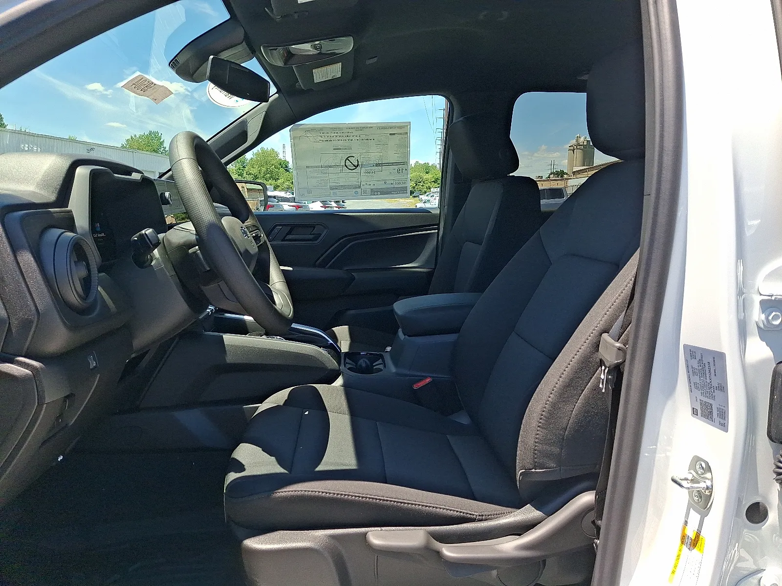 2026 Chevrolet Colorado Trail Boss - Photo 9