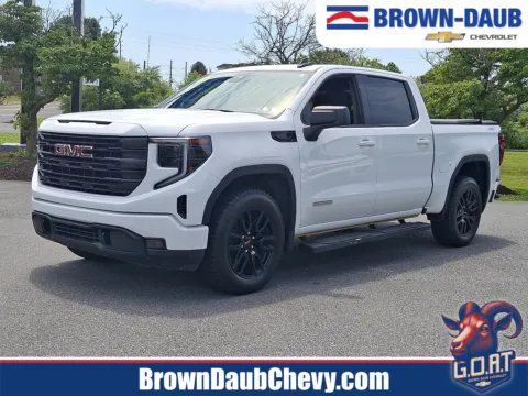 White 2024 GMC Sierra 1500 4WD Crew Cab Short Box Elevation with 3SB for sale in Nazareth, PA