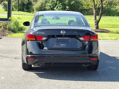 More photos of 2023 Nissan Altima S FWD at Brown Daub Chevrolet of Nazareth, PA