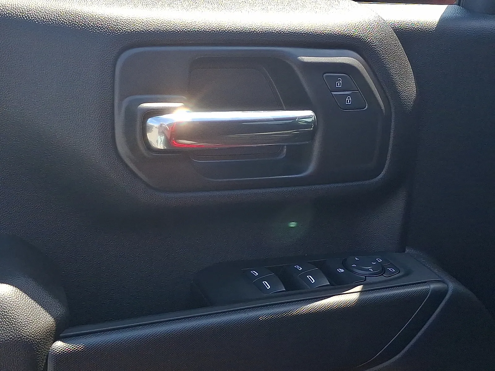 2026 Chevrolet Silverado 2500 HD Custom - Photo 8