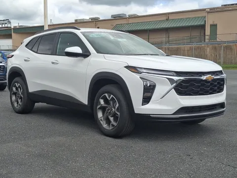 More photos of 2026 Chevrolet Trax FWD LT at Brown Daub Chevrolet of Nazareth, PA
