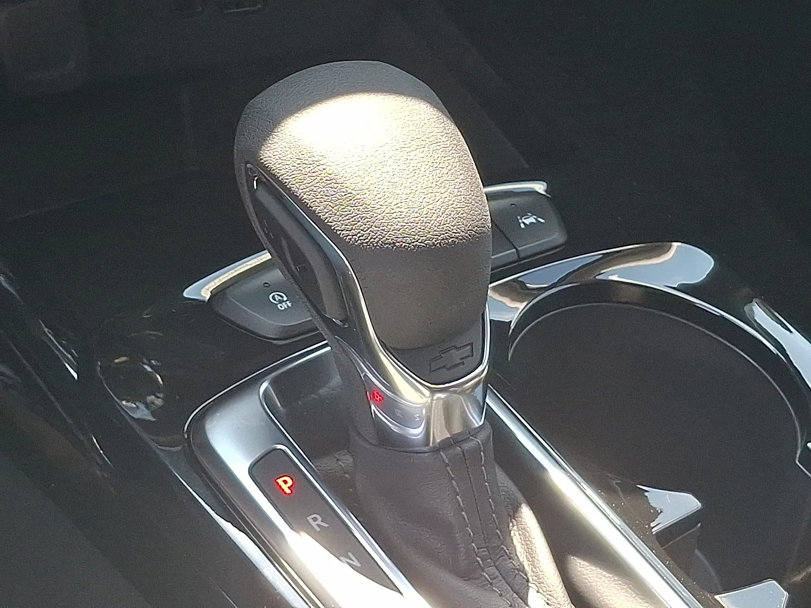 2026 Chevrolet Trax LT - Photo 14
