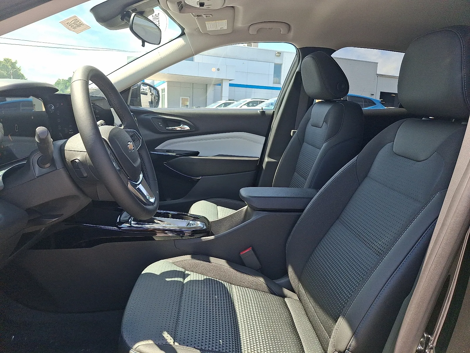 2026 Chevrolet Trax LT - Photo 11