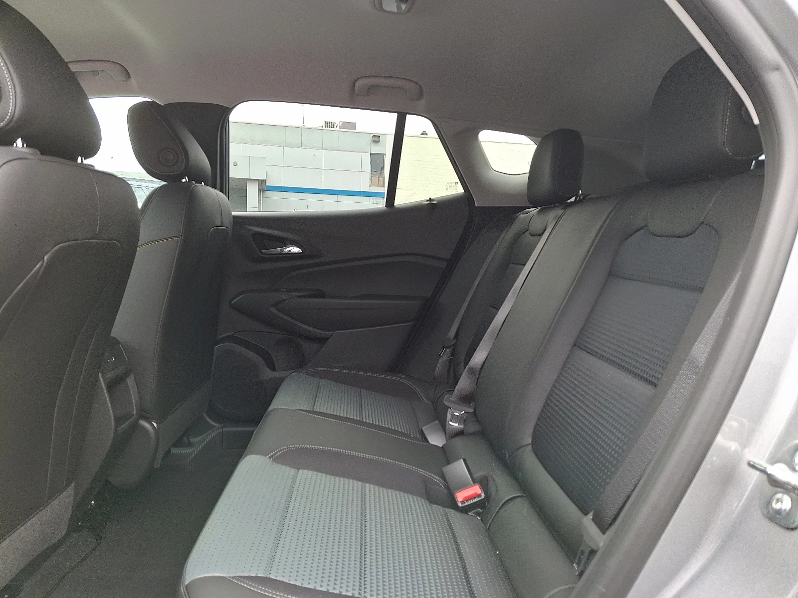 2026 Chevrolet Trax LT - Photo 9