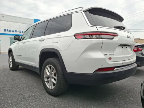 More photos of 2022 Jeep Grand Cherokee L Laredo 4x4 at Brown Daub Chevrolet of Nazareth, PA