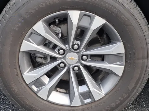 More photos of 2025 Chevrolet Equinox FWD LT at Brown Daub Chevrolet of Nazareth, PA