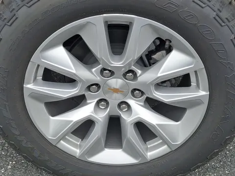 More photos of 2026 Chevrolet Silverado 1500 4WD Crew Cab Short Bed Custom at Brown Daub Chevrolet of Nazareth, PA