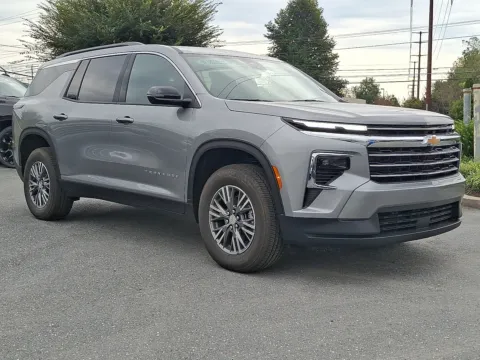 More photos of 2027 Chevrolet Traverse AWD LT at Brown Daub Chevrolet of Nazareth, PA