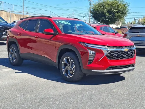 More photos of 2026 Chevrolet Trax FWD LT at Brown Daub Chevrolet of Nazareth, PA