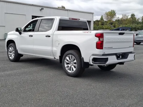 More photos of 2026 Chevrolet Silverado 1500 2WD Crew Cab Short Bed Custom at Brown Daub Chevrolet of Nazareth, PA
